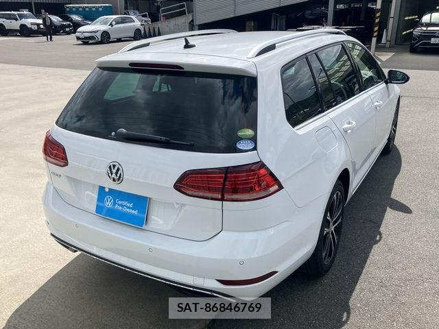 VolksWagen GOLF VARIANT 2019-07 6678780-2