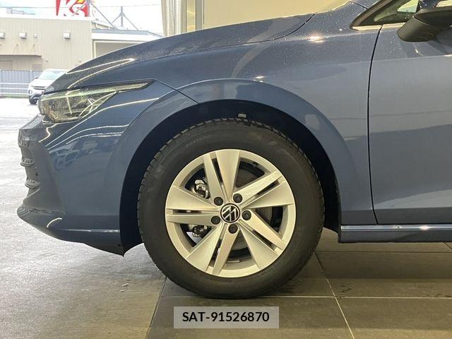 VolksWagen GOLF VARIANT 2025-08 6678779-5