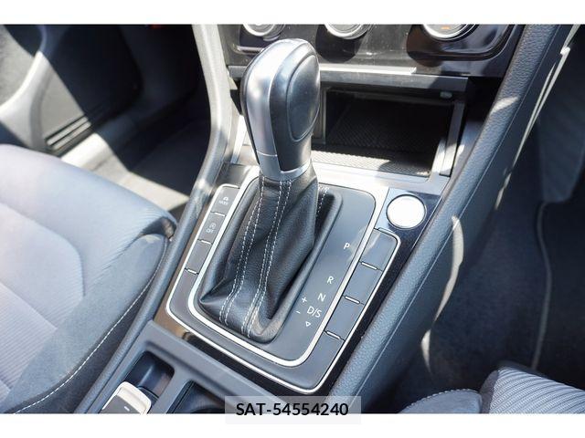VolksWagen GOLF VARIANT 2016-12 6915376-25