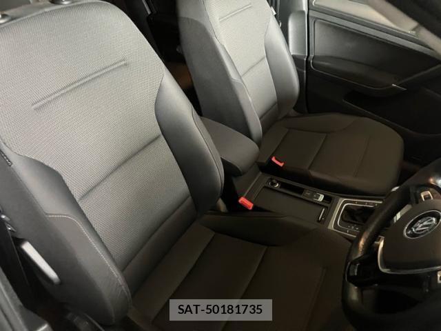 VolksWagen GOLF VARIANT 2016-06 7061381-11