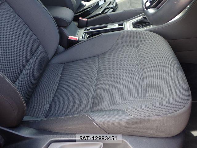 VolksWagen GOLF VARIANT 2016-11 7061383-21
