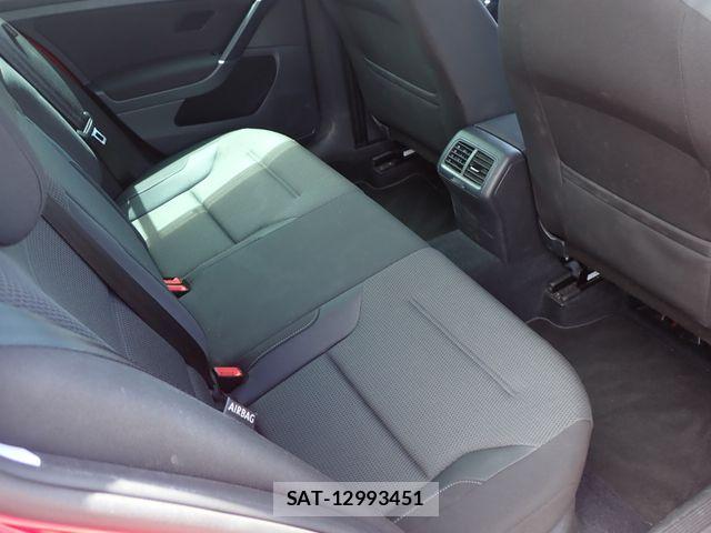 VolksWagen GOLF VARIANT 2016-11 7061383-22