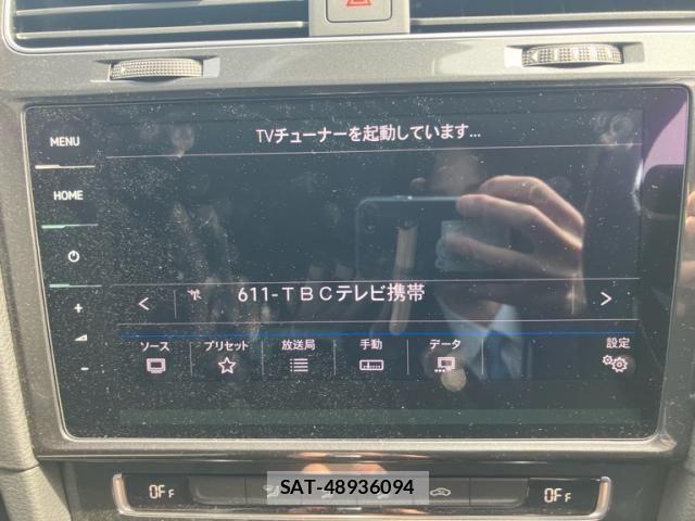 VolksWagen GOLF VARIANT 2019-08 7061380-18