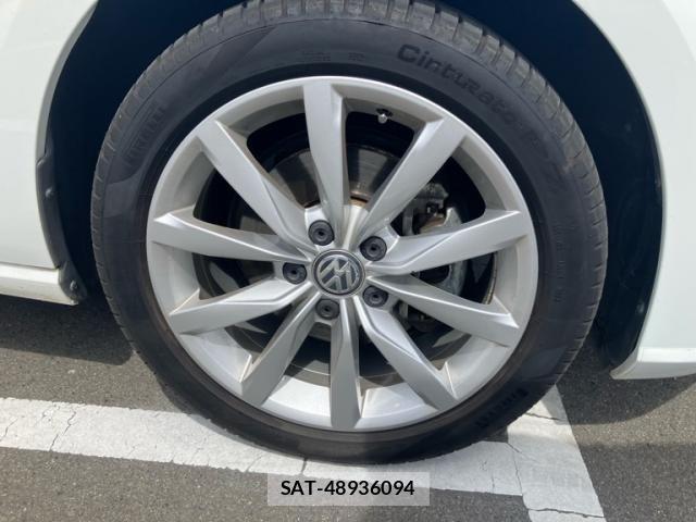 VolksWagen GOLF VARIANT 2019-08 7061380-6