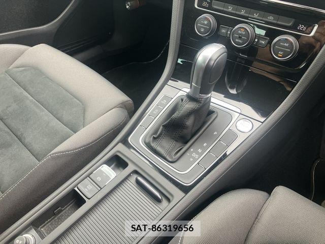 VolksWagen GOLF VARIANT 2018-08 7227108-6