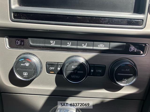 VolksWagen GOLF VARIANT 2015-08 7227106-16