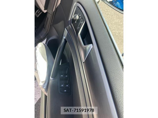 VolksWagen GOLF VARIANT 2017-06 7227109-10