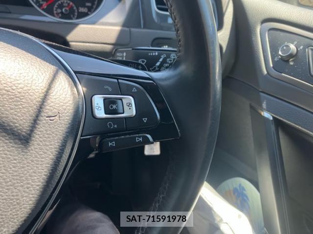 VolksWagen GOLF VARIANT 2017-06 7227109-19