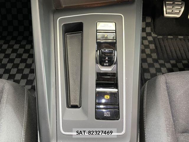 VolksWagen GOLF VARIANT 2021-08 7227116-14