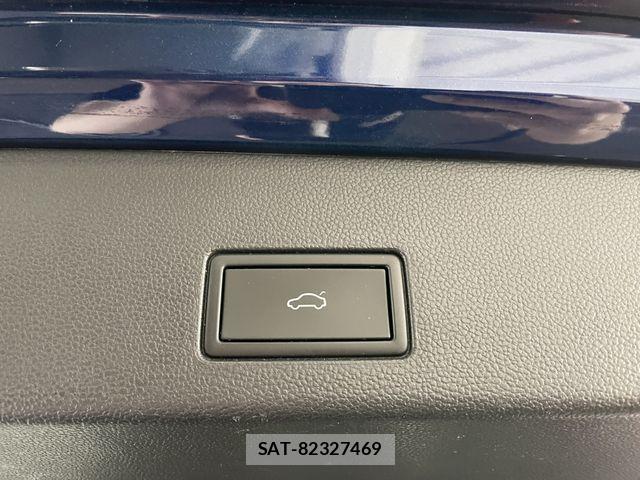 VolksWagen GOLF VARIANT 2021-08 7227116-23