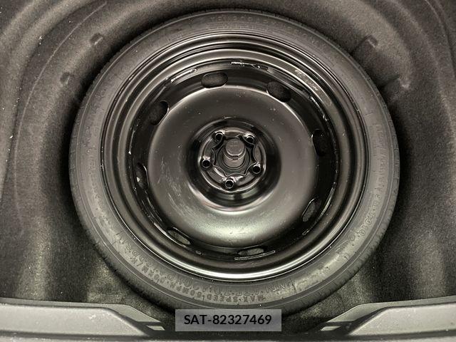 VolksWagen GOLF VARIANT 2021-08 7227116-24