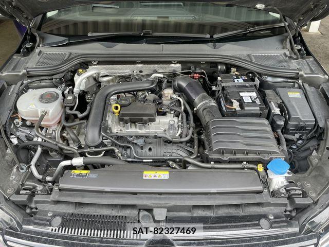 VolksWagen GOLF VARIANT 2021-08 7227116-25