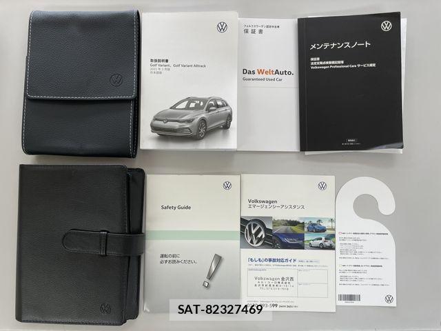 VolksWagen GOLF VARIANT 2021-08 7227116-26