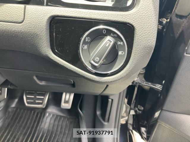VolksWagen GOLF VARIANT 2014-09 7227107-18