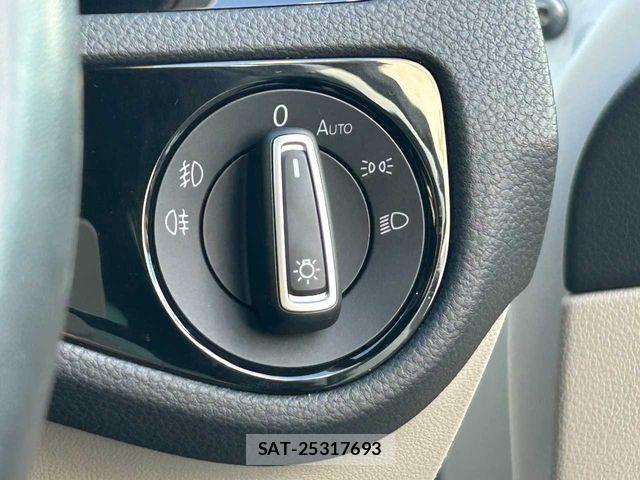 VolksWagen GOLF VARIANT 2020-02 7252843-10
