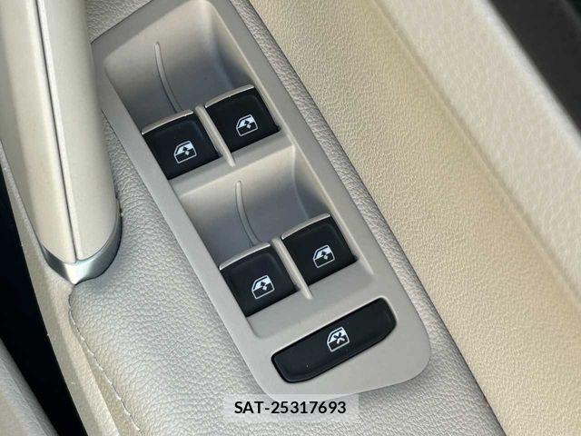 VolksWagen GOLF VARIANT 2020-02 7252843-17
