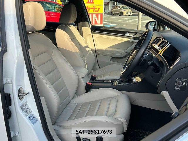 VolksWagen GOLF VARIANT 2020-02 7252843-18
