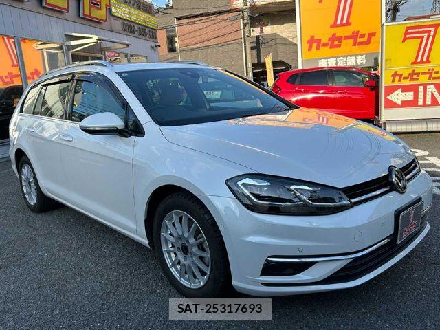 VolksWagen GOLF VARIANT 2020-02 7252843-25