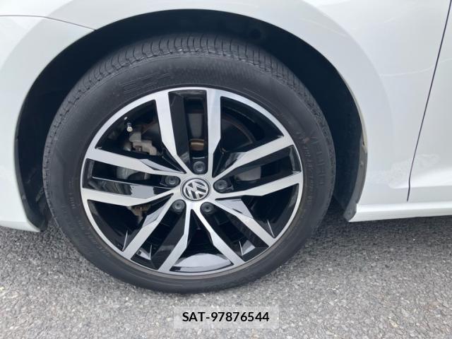 VolksWagen GOLF VARIANT 2015-06 7252842-9