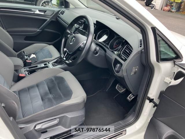 VolksWagen GOLF VARIANT 2015-06 7252842-10