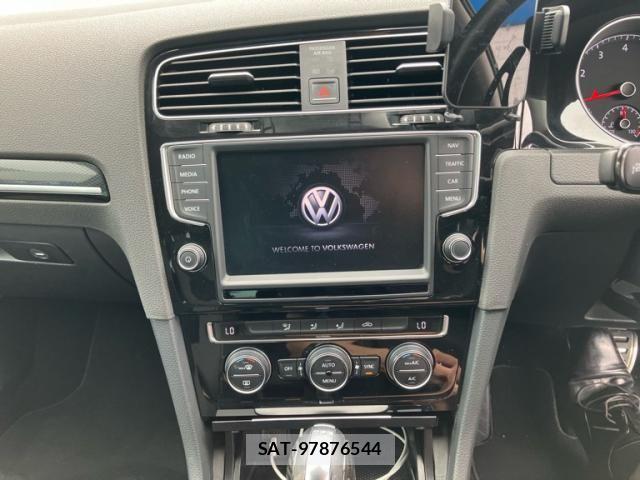 VolksWagen GOLF VARIANT 2015-06 7252842-17