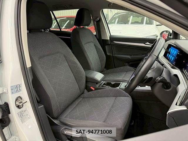 VolksWagen GOLF VARIANT 2023-08 7252840-8