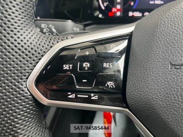 VolksWagen GOLF VARIANT 2021-08 7331190-20