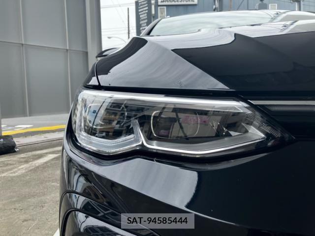VolksWagen GOLF VARIANT 2021-08 7331190-2