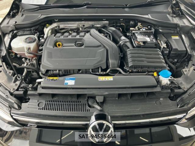 VolksWagen GOLF VARIANT 2021-08 7331190-4