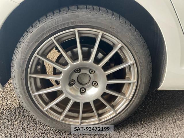 VolksWagen GOLF VARIANT 2017-07 7360477-5