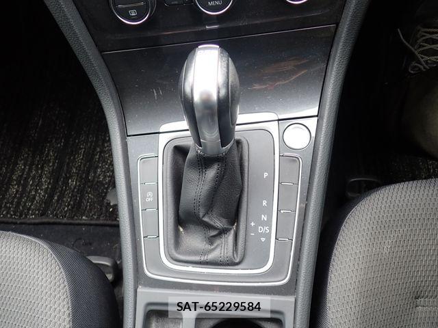 VolksWagen GOLF VARIANT 2018-02 7360476-17