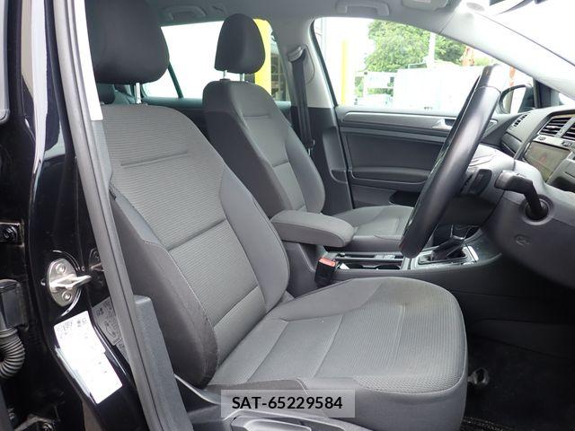 VolksWagen GOLF VARIANT 2018-02 7360476-23