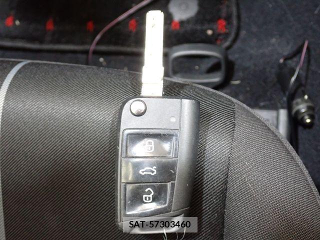 VolksWagen GOLF VARIANT 2015-05 7360475-27