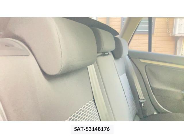 VolksWagen GOLF VARIANT 2011-05 7394853-19