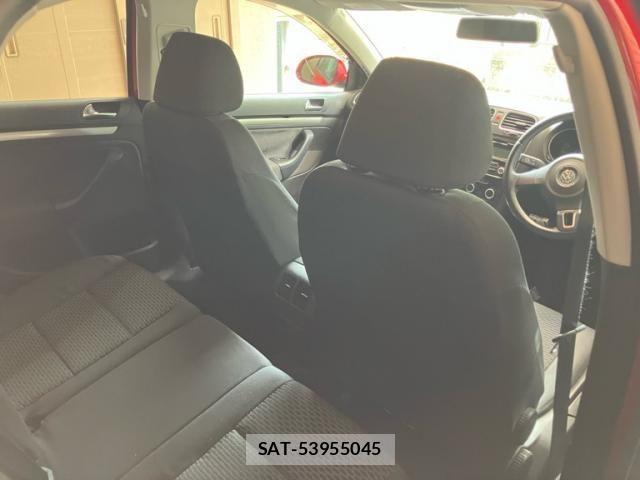VolksWagen GOLF VARIANT 2010-02 7394854-15