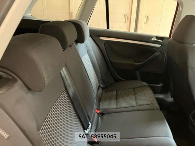 VolksWagen GOLF VARIANT 2010-02 7394854-16