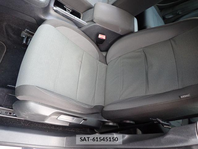 VolksWagen GOLF VARIANT 2011-11 7458828-16