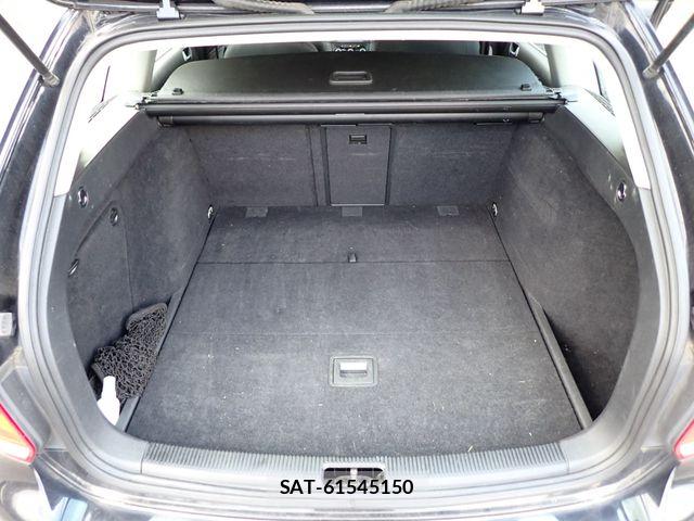VolksWagen GOLF VARIANT 2011-11 7458828-17