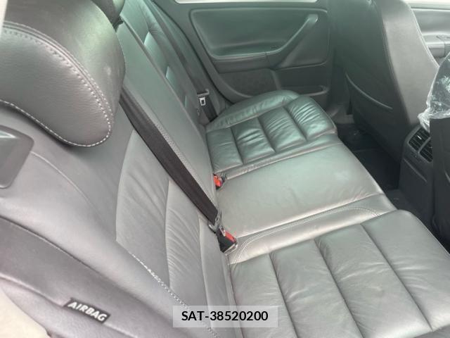 VolksWagen GOLF VARIANT 2008-01 7503736-10