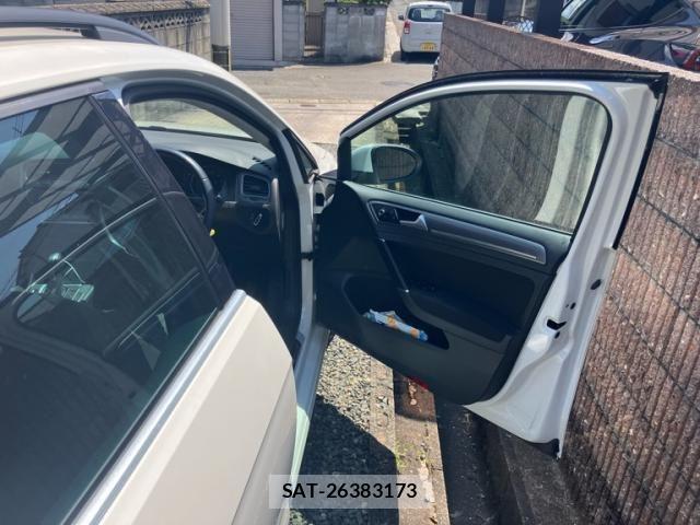 VolksWagen GOLF VARIANT 2016-01 7503734-7