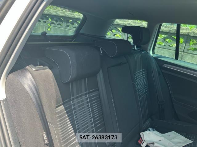 VolksWagen GOLF VARIANT 2016-01 7503734-8