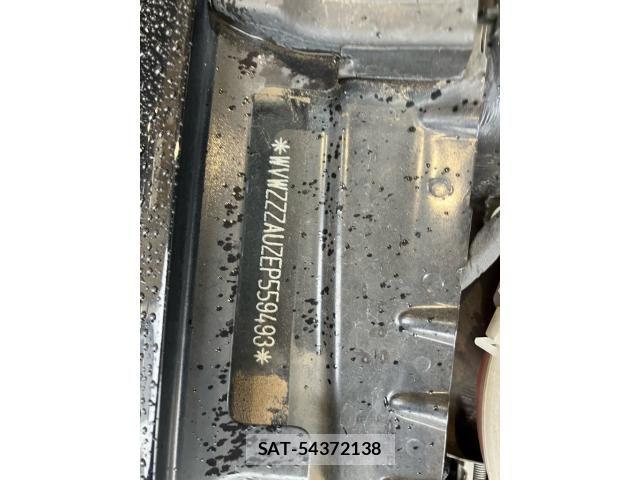 VolksWagen GOLF VARIANT 2014-03 7563085-20