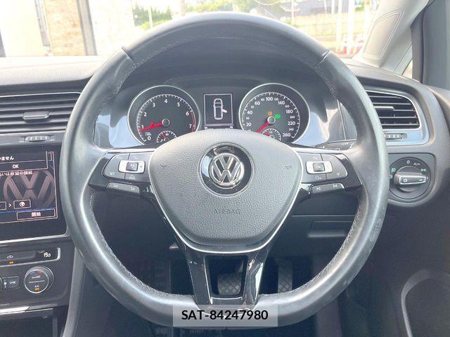 VolksWagen GOLF VARIANT 2017-06 7621330-9