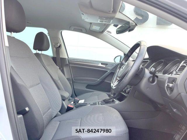 VolksWagen GOLF VARIANT 2017-06 7621330-7