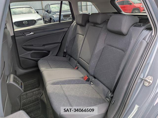 VolksWagen GOLF VARIANT 2024-03 7621328-14