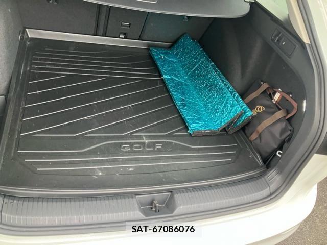 VolksWagen GOLF VARIANT 2024-01 7730718-23