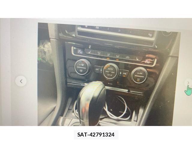 VolksWagen GOLF VARIANT 2014-02 7730719-19