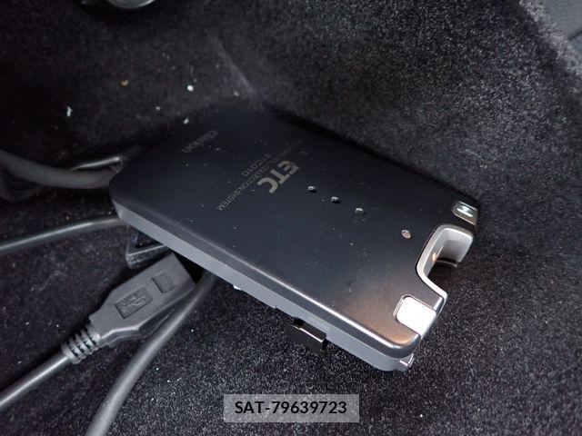 VolksWagen GOLF VARIANT 2011-08 7790509-26