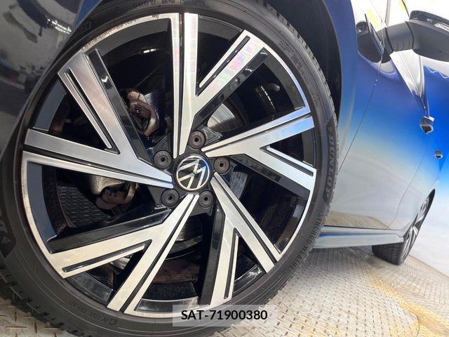 VolksWagen GOLF VARIANT 2022-04 7790506-13
