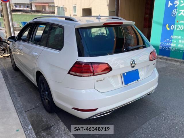 VolksWagen GOLF VARIANT 2017-08 7790505-3